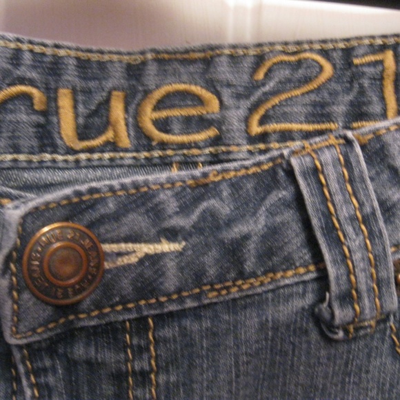 4/$20 🍁 Rue21 Denim Jean Capris - Picture 2 of 6
